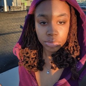 Meet your Posher, Katrina